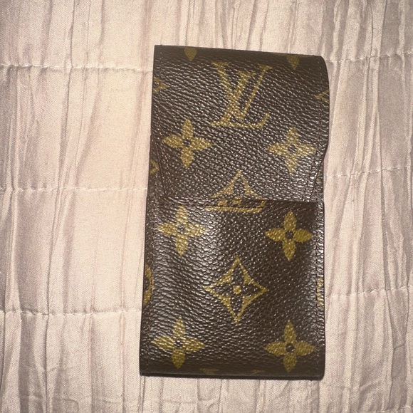 Louis vuitton pouch - Picture 1 of 7